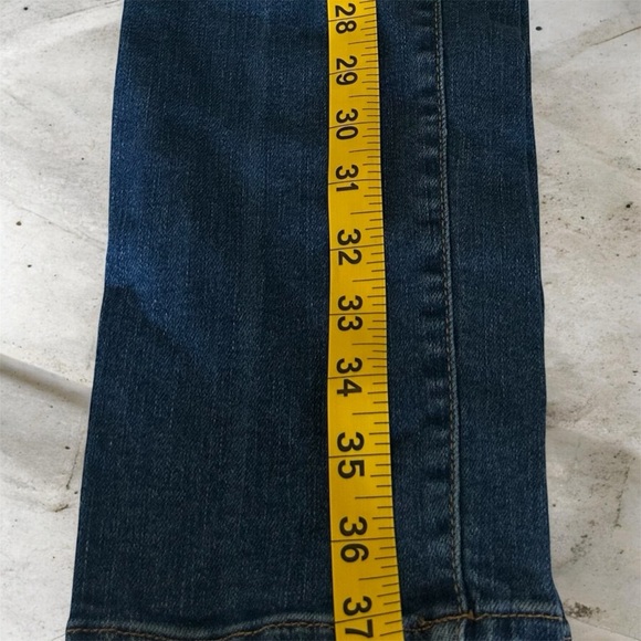 Banana Republic Women's Straight Leg Blue Jeans - Picture 5 of 6